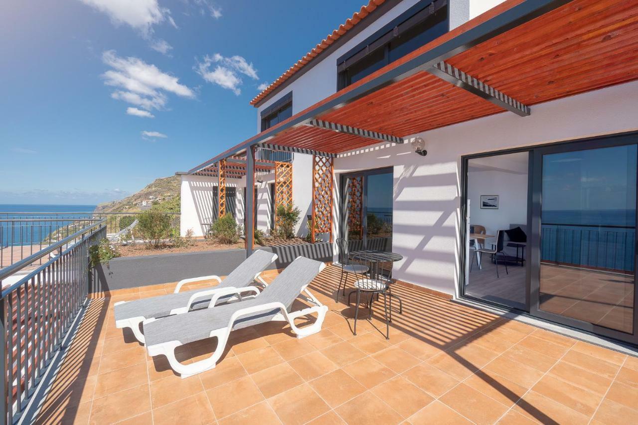Seasky Arco Guest House Arco da Calheta  Exterior photo
